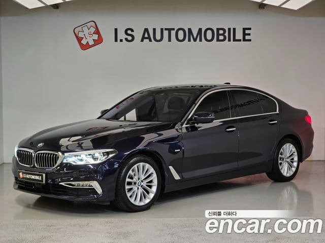 BMW 5 Series (G30)