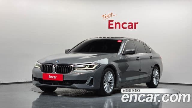BMW 5 Series (G30)