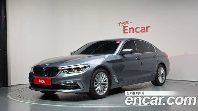 BMW 5 Series (G30)