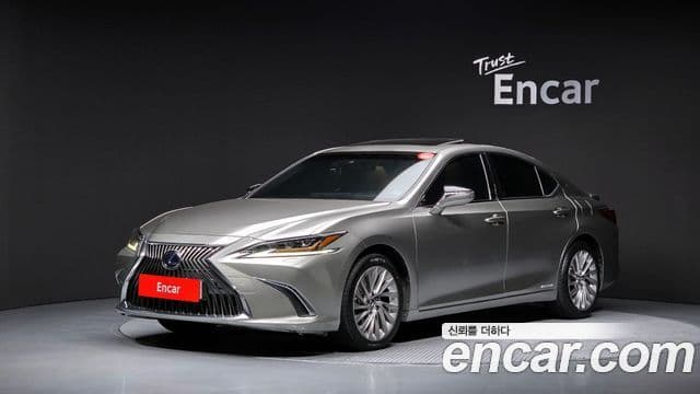 Lexus ES300h 7th Gen