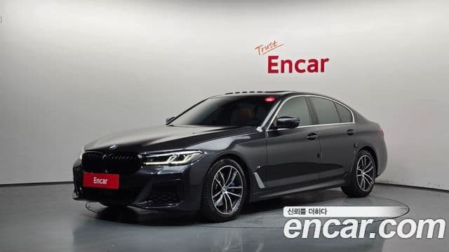 BMW 5 Series (G30)