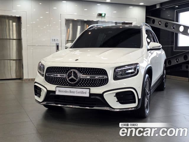 Mercedes-Benz GLB-Class X247