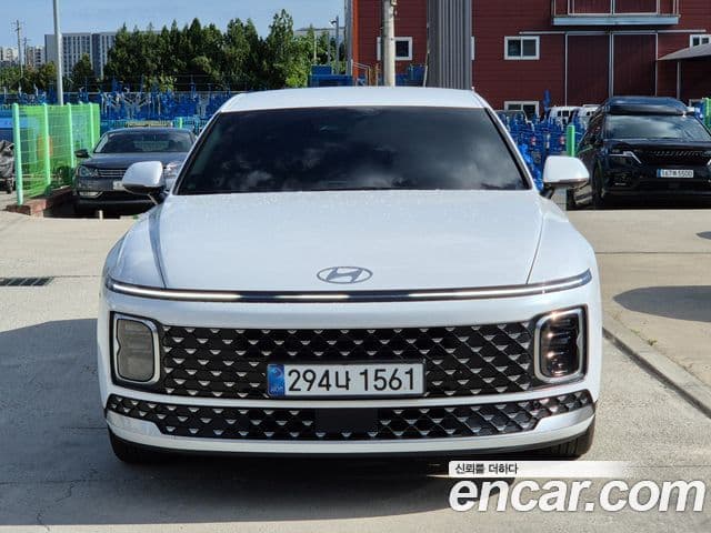 Hyundai Grandeur (GN7)
