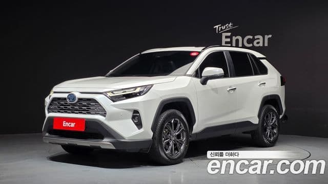 Toyota RAV4 5th Gen