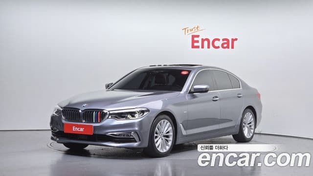 BMW 5 Series (G30)