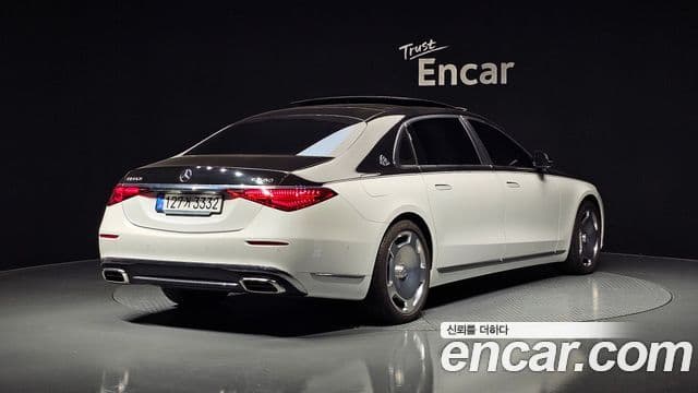 Mercedes-Benz S-Class W223 2