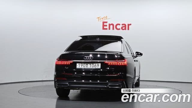 Audi A6 (C8) 4