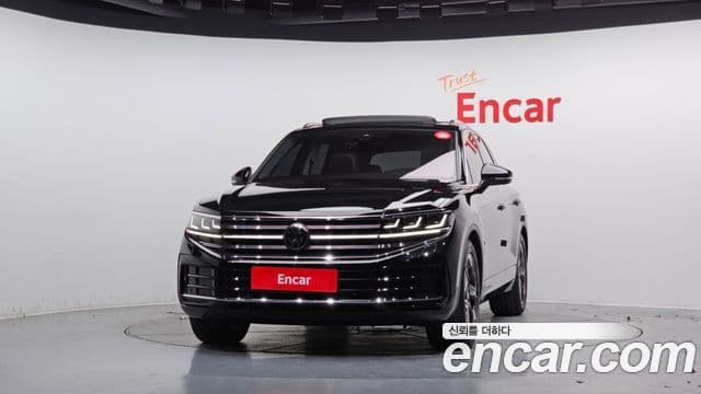 Volkswagen Touareg 3rd Gen 3