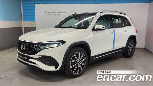 Mercedes-Benz EQB X243 1