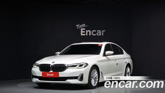 BMW 5 Series (G30)