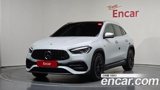 Mercedes-Benz GLA-Class H247