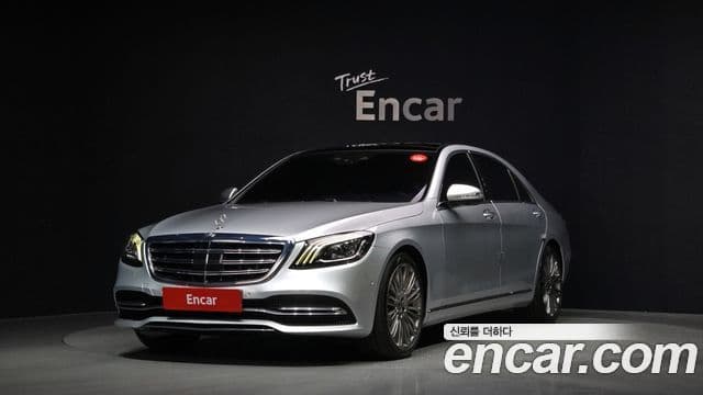 Mercedes-Benz S-Class W222