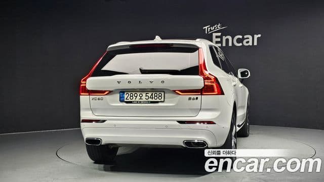 Volvo XC60 2nd Gen 4