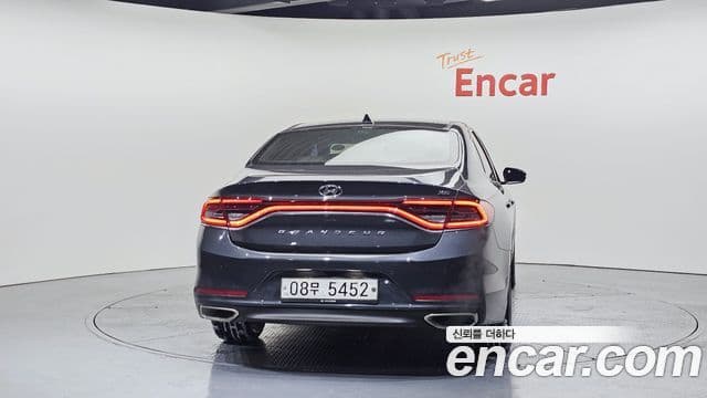 Hyundai Grandeur IG 4