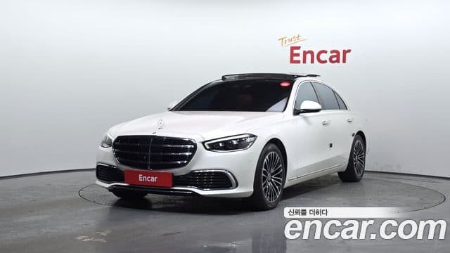 Mercedes-Benz S-Class W223 1