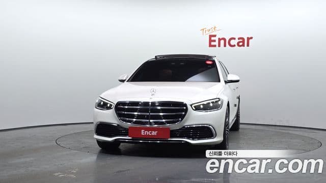 Mercedes-Benz S-Class W223 3