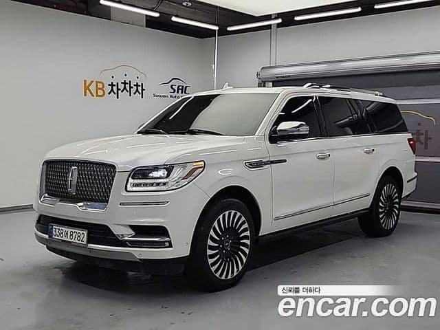 Lincoln Navigator 4th Gen
