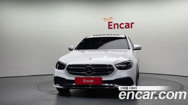Mercedes-Benz E-Class W213 3