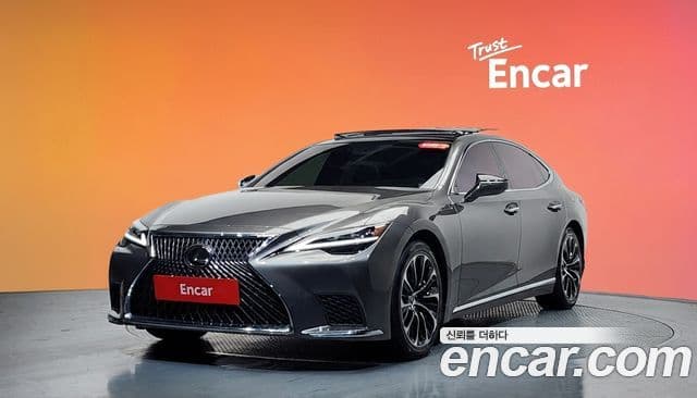 Lexus LS500 5th Gen 1