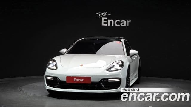 Porsche Panamera (971) 3