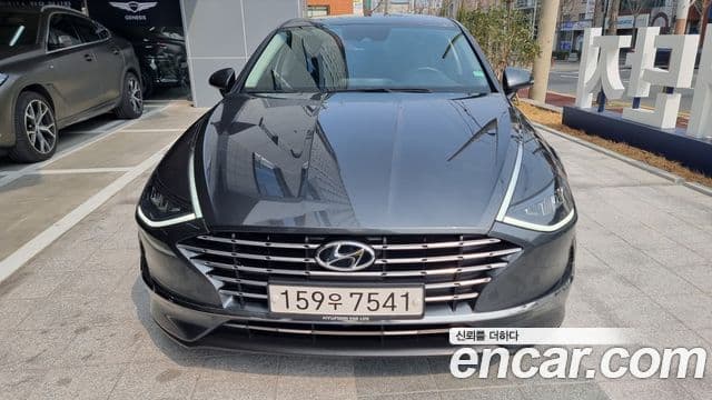 Hyundai Sonata Hybrid (DN8)