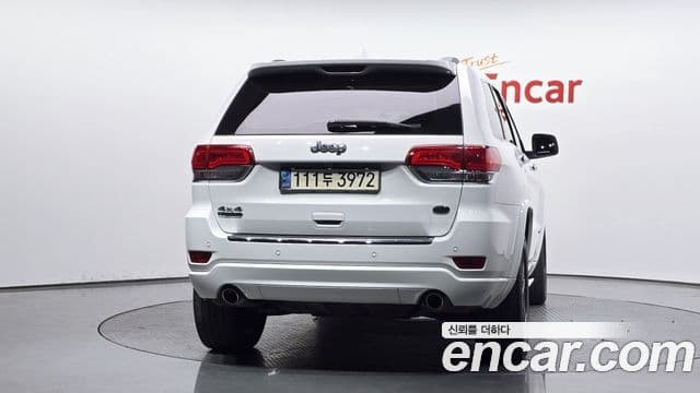 Jeep Grand Cherokee 4