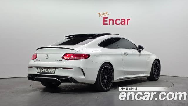 Mercedes-Benz C-Class W205 2
