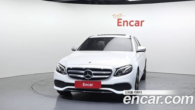 Mercedes-Benz E-Class W213 3