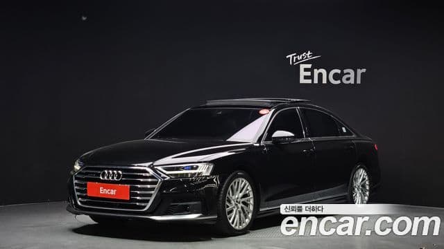 Audi A8 (D5)