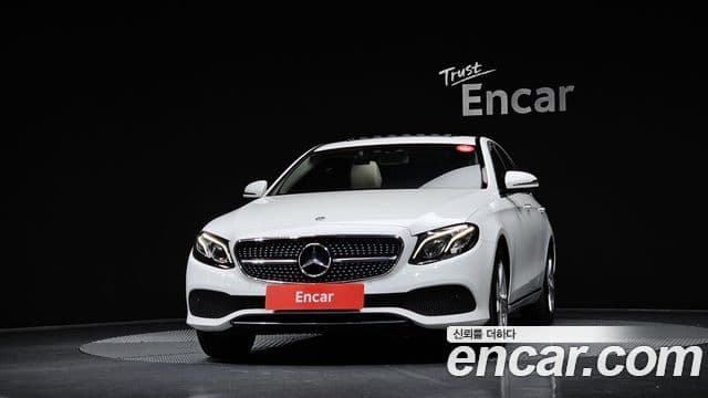 Mercedes-Benz E-Class W213 3