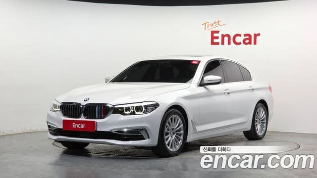 BMW 5 Series (G30)