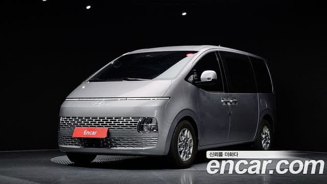 Hyundai Staria