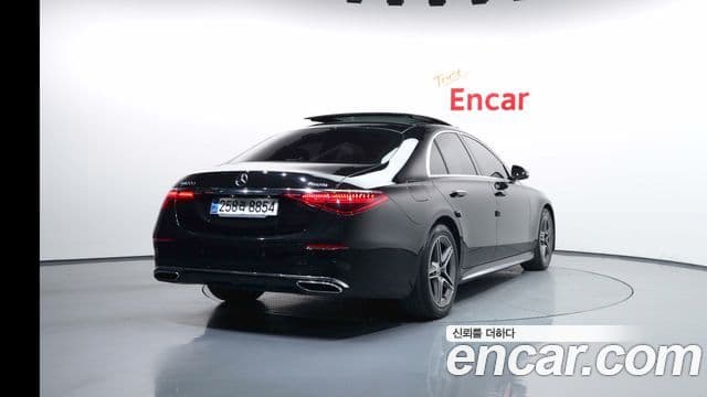 Mercedes-Benz S-Class W223 4