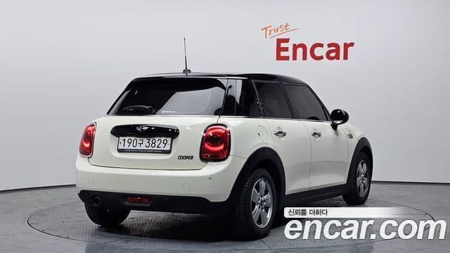 MINI Cooper 2