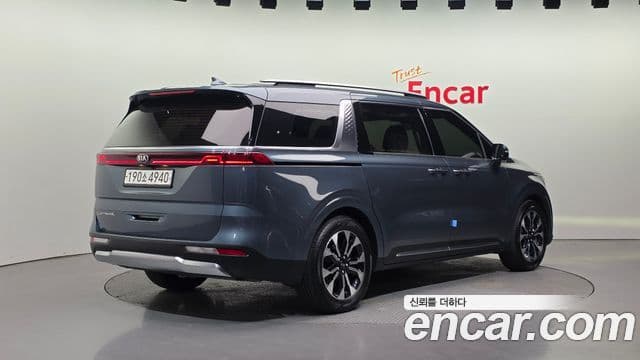 Kia Carnival 4th Gen 2