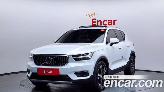 Volvo XC40 1