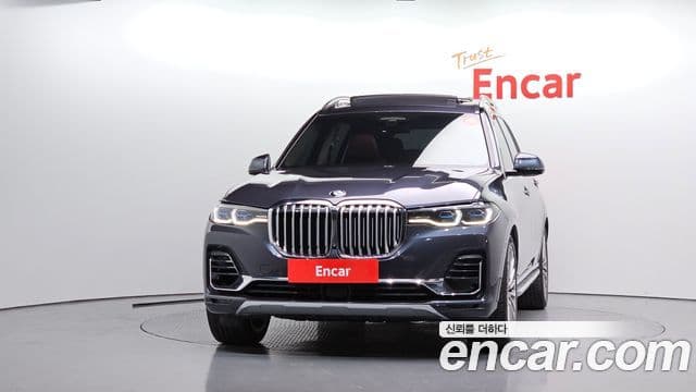 BMW X7 (G07) 3