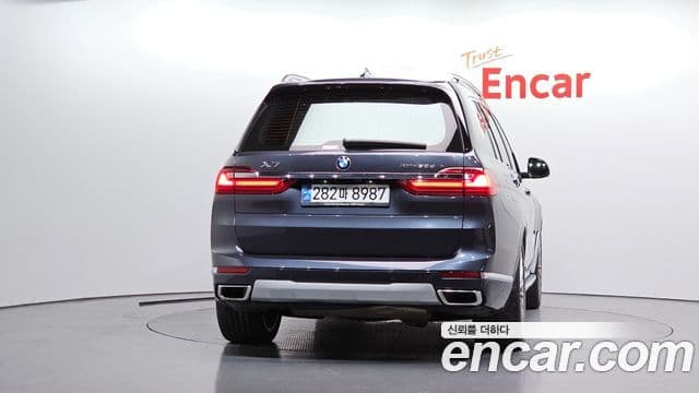 BMW X7 (G07) 4