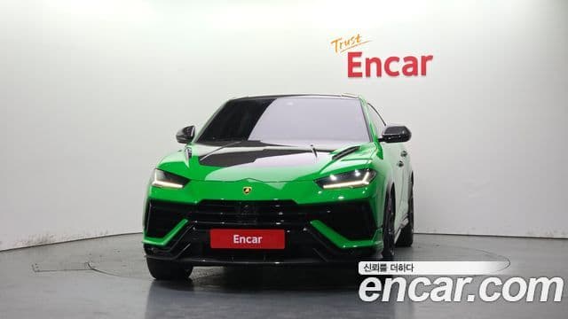 Lamborghini Urus 2