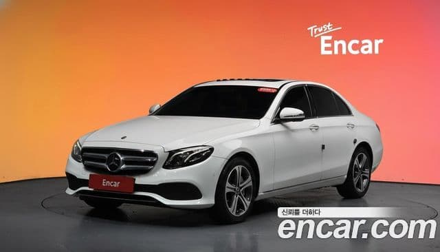 Mercedes-Benz E-Class W213 1