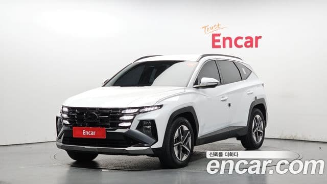 Hyundai The New Tucson Hybrid (NX4)
