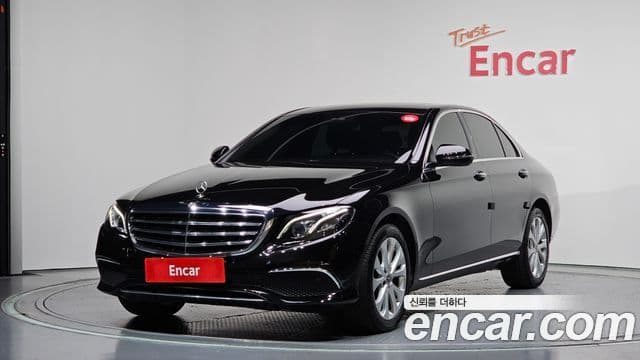 Mercedes-Benz E-Class W213 1