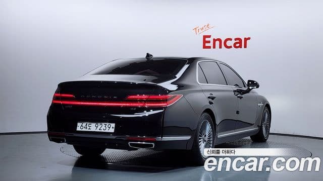 Genesis G90 2