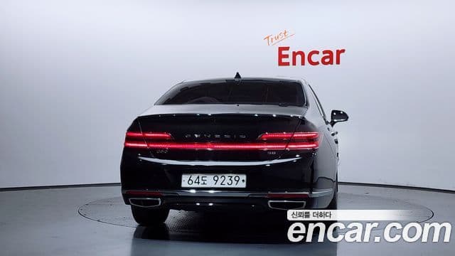 Genesis G90 4