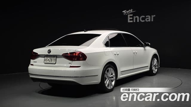 Volkswagen The New Passat 2