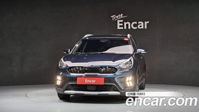 Kia The New Niro 3