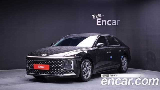 Hyundai Grandeur (GN7) 1