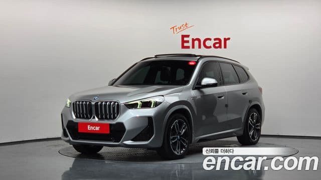 BMW iX1 (U11)