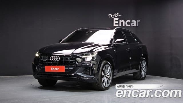 Audi Q8 (4M)