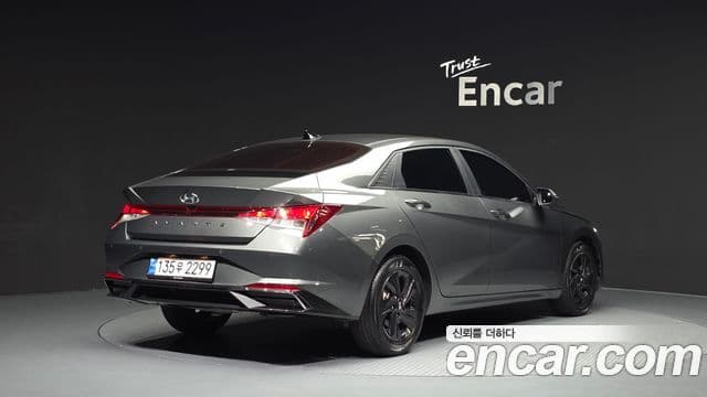 Hyundai Avante (CN7) 2
